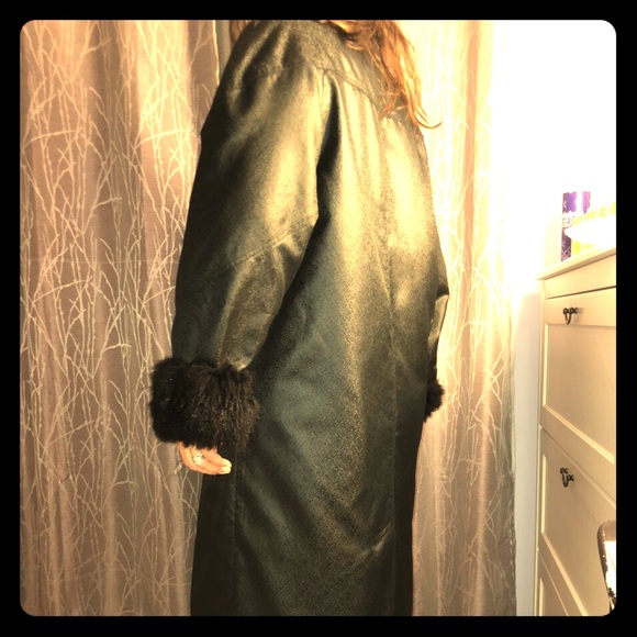 VINTAGE trench coat in great condition🦋
